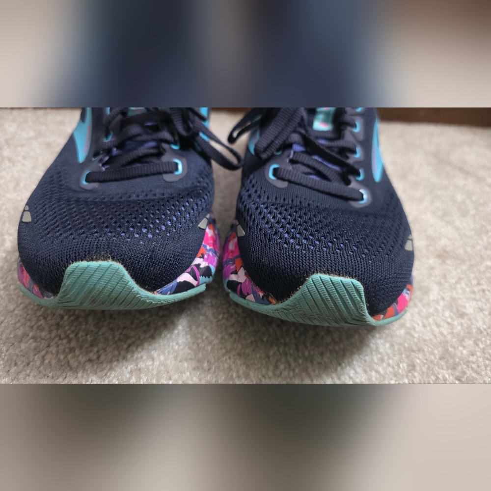 Brooks Women's Navy Running Shoes with Multicolor Floral Midsole - Picture 7 of 9